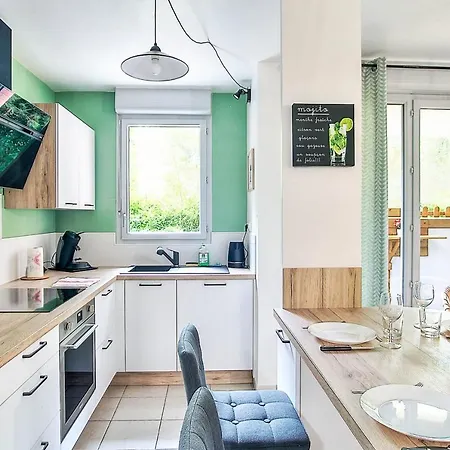 Large&modern Flat Just Nearby Ponts-jumeaux In - Welkeys Appartement